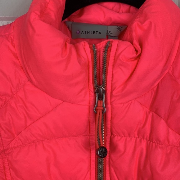 Athleta neon pink goose down zip up puffer vest sz sm - Picture 3 of 7
